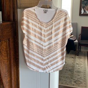 Short sleeve sequined T-shirt